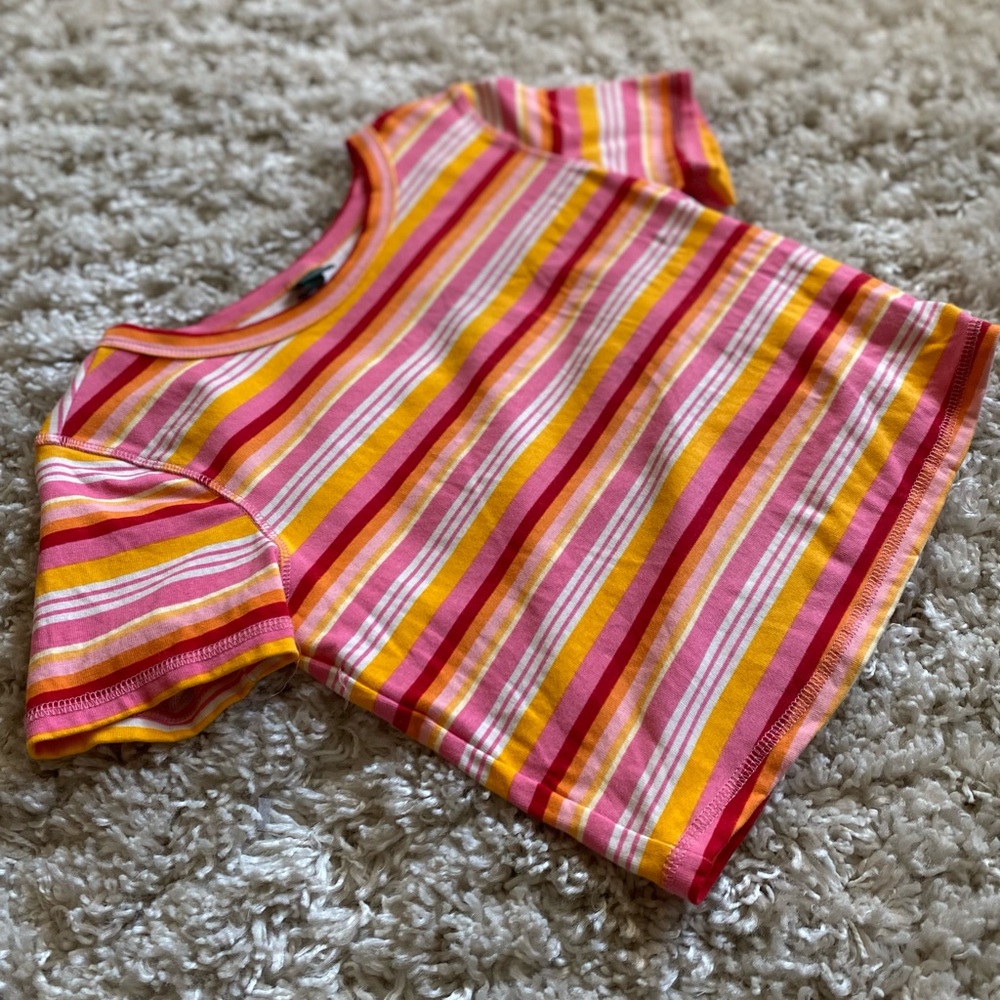 Bright retro crop top